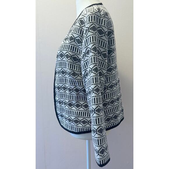 Black & White Jacquard Open Front Cropped Jacket Aztec Print Shacket Size M - Picture 2 of 5